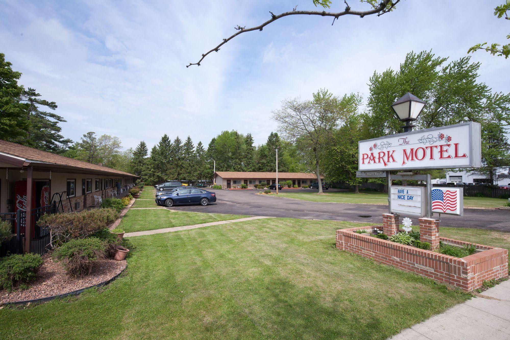 Marshfield Park Motel מראה חיצוני תמונה
