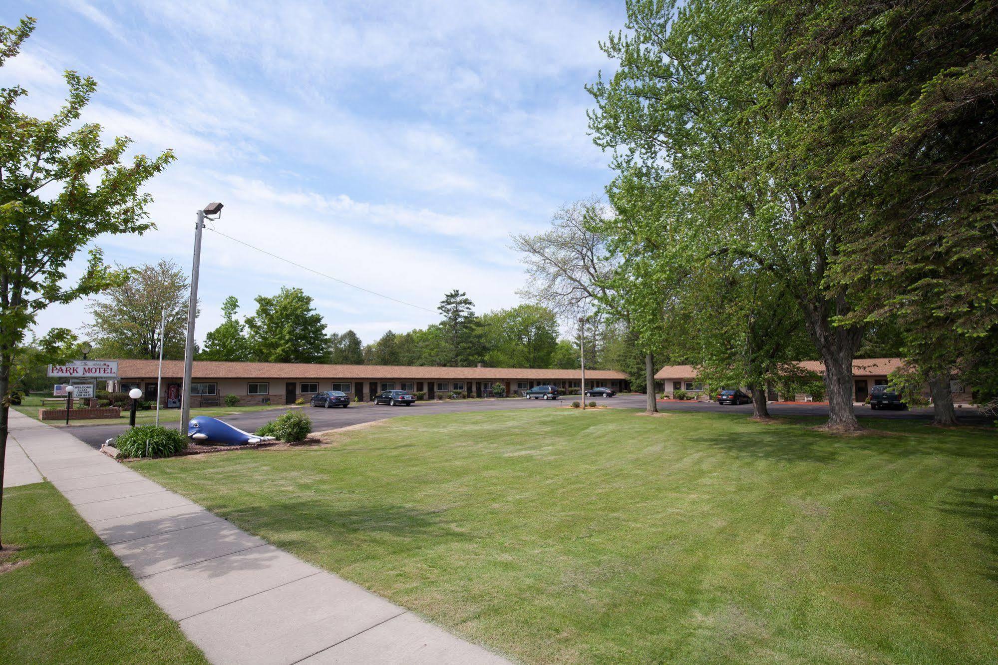 Marshfield Park Motel מראה חיצוני תמונה